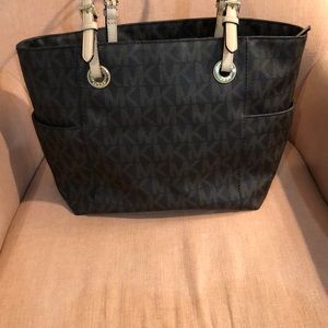 NWOT Michael Kors purse